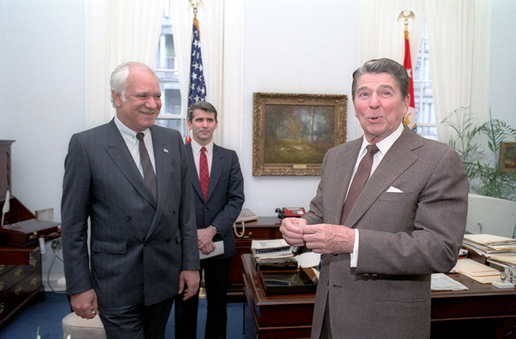 Reagan with Contra leader Adolfo Calero and Oliver North